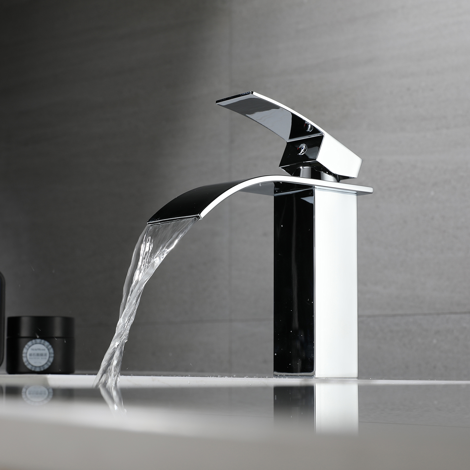 Aquacubic bleifreier Wasserstraßen-Gesundheits-Einhand-Waschtischhahn, Wasserfall-Badezimmerarmaturen